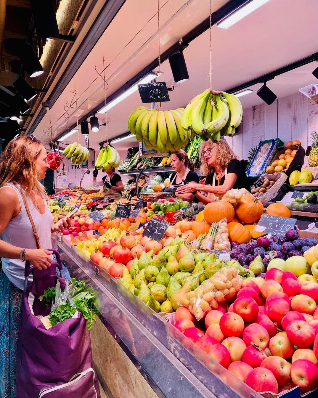 Desconecta Junto Al Mercado Central De 알리칸테 외부 사진